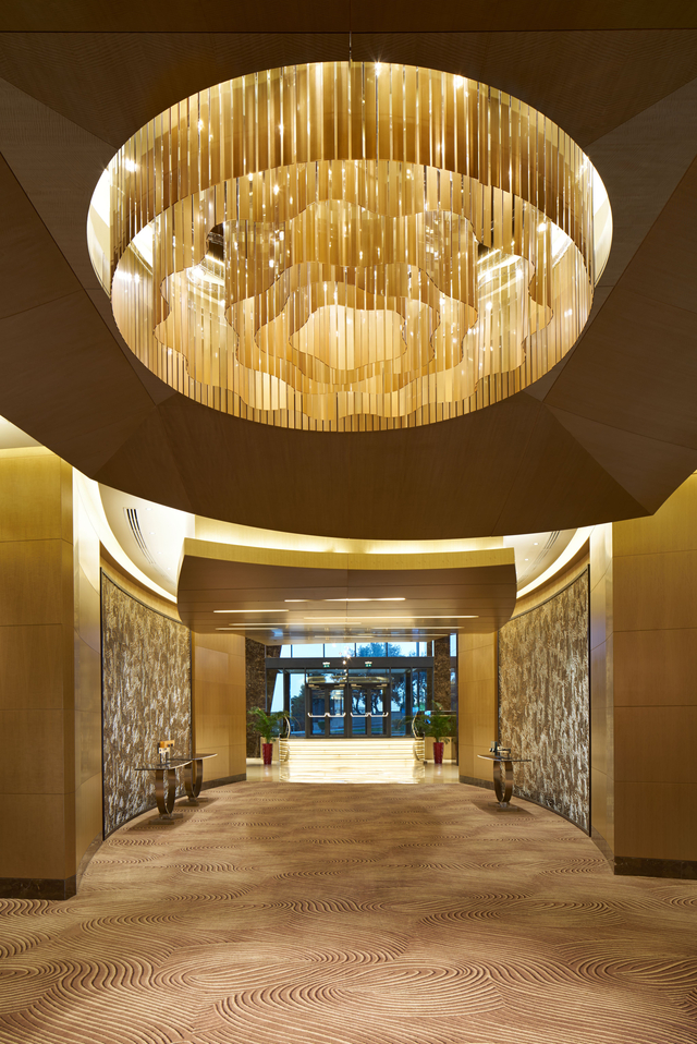 001_Lasvit_Fairmont Flame Towers_Baku_10GU157_Photo_2014_full_4096.jpg
