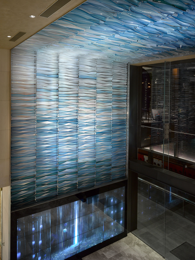 002_Lasvit_OUE Downtown Gallery_Singapore_16SG055_Photo_2017_full_4096.jpg