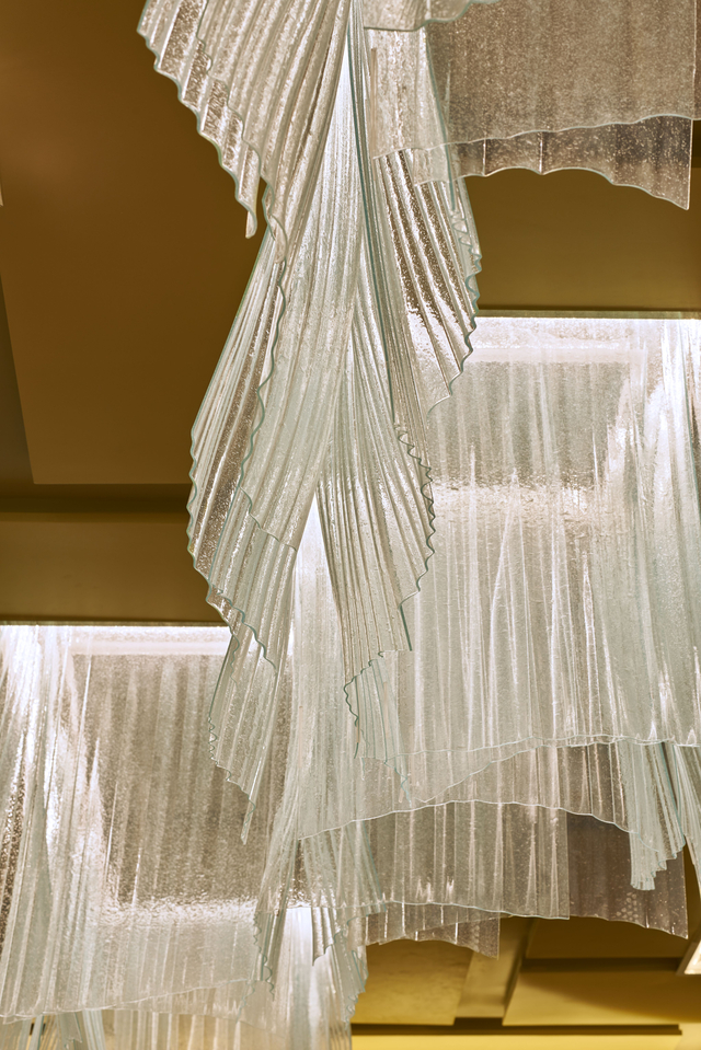 003_Lasvit_St.Regis_Macau_14HK110_Photo_2015_full_4096.jpg