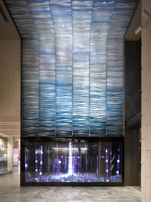 004_Lasvit_OUE Downtown Gallery_Singapore_16SG055_Photo_2017_full_4096.jpg