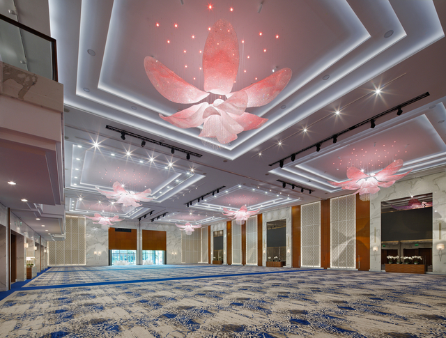olrzh6_002_lasvit_gulf-convention-center_manama_15gu176_photo_2019_mid.jpg